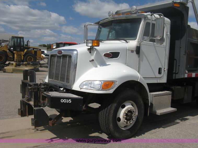 image for item H6335 2008 Peterbilt 340 dump truck