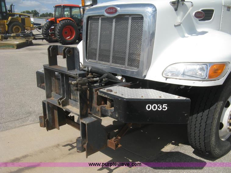 image for item H6335 2008 Peterbilt 340 dump truck