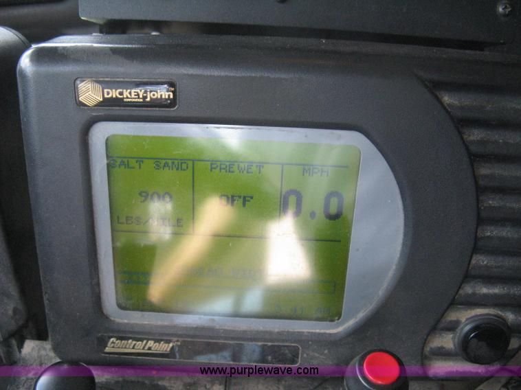 image for item H6335 2008 Peterbilt 340 dump truck