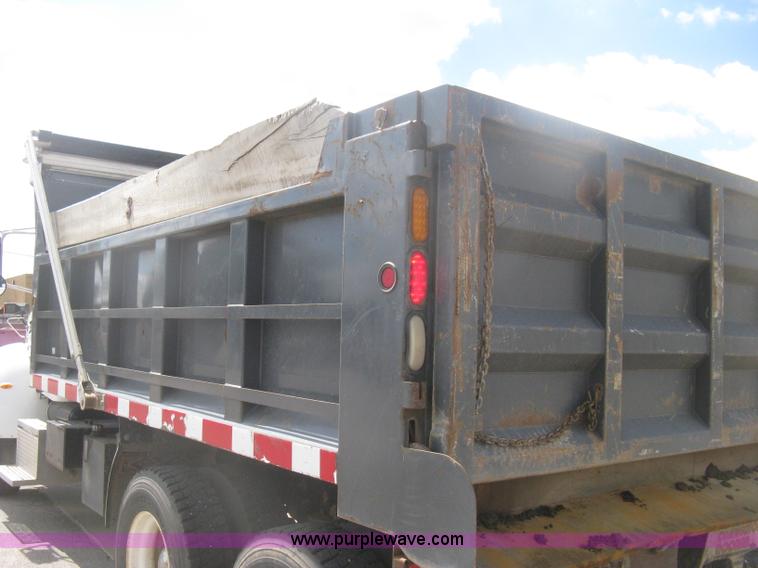 image for item H6335 2008 Peterbilt 340 dump truck