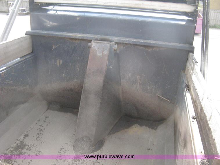 image for item H6335 2008 Peterbilt 340 dump truck