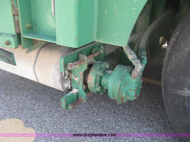 image for item H6336 Barber Greene BG-730 road widener