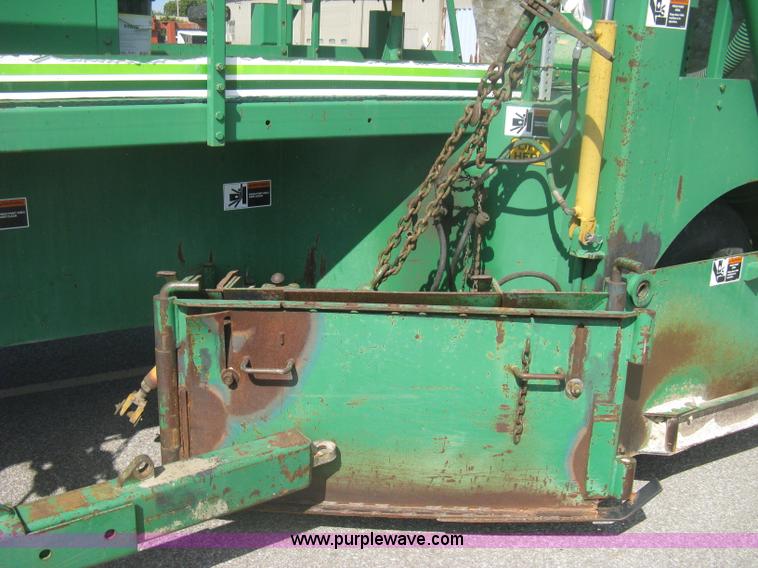 image for item H6336 Barber Greene BG-730 road widener