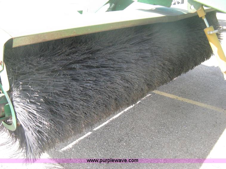 image for item H6336 Barber Greene BG-730 road widener