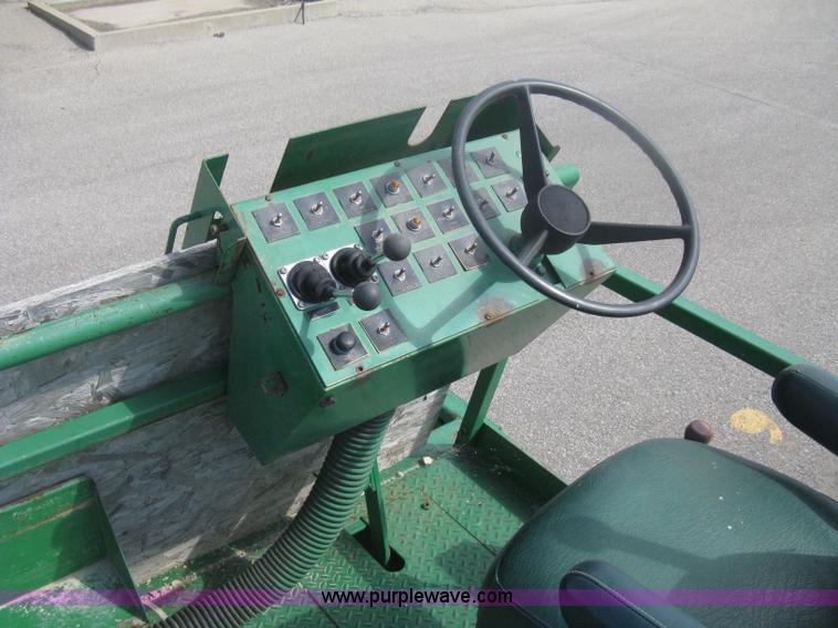 image for item H6336 Barber Greene BG-730 road widener