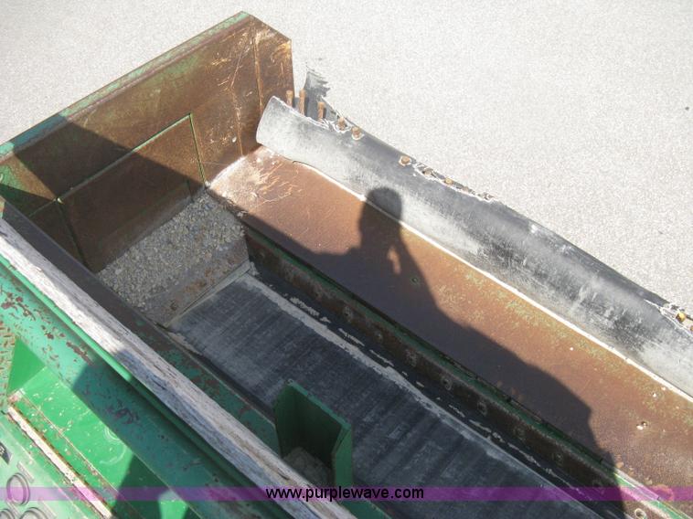 image for item H6336 Barber Greene BG-730 road widener