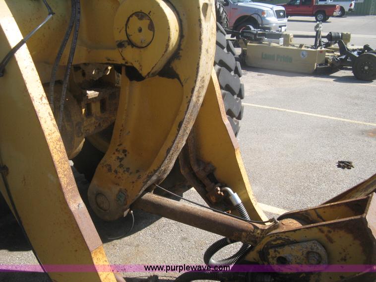 image for item H6339 1999 Caterpillar 950G wheel loader