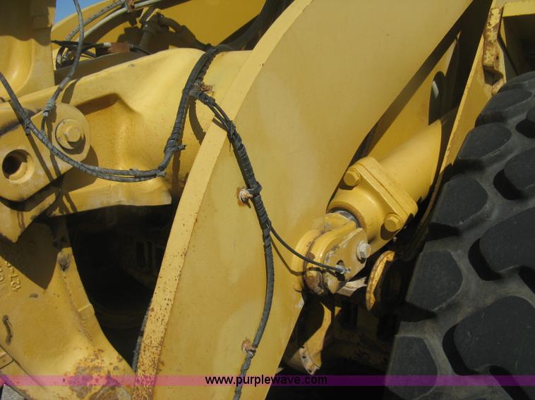 image for item H6339 1999 Caterpillar 950G wheel loader