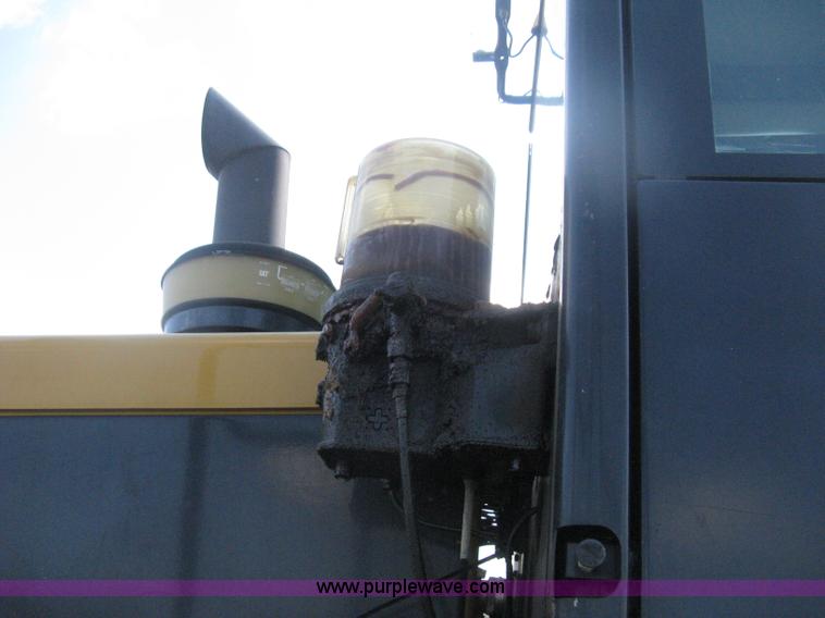 image for item H6339 1999 Caterpillar 950G wheel loader