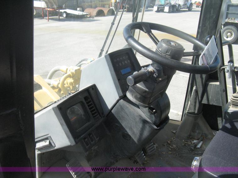 image for item H6339 1999 Caterpillar 950G wheel loader