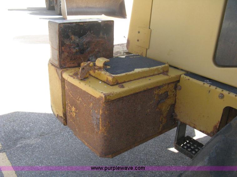 image for item H6339 1999 Caterpillar 950G wheel loader