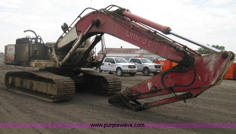 image for item H6470 1987 Link-Belt LS4300C Series II excavator