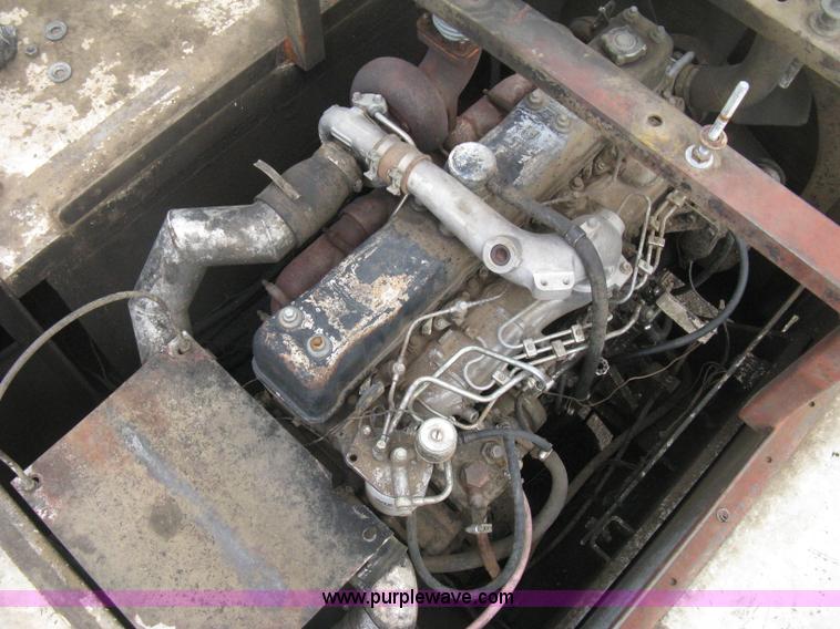 image for item H6470 1987 Link-Belt LS4300C Series II excavator