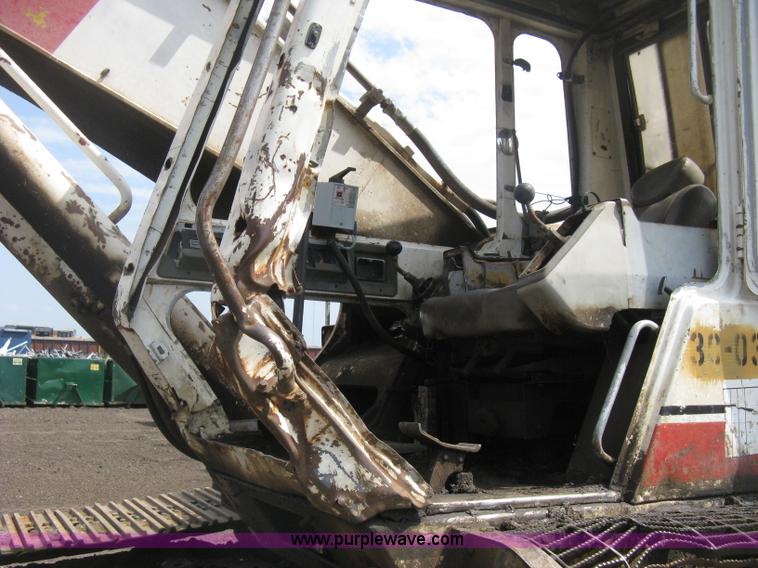 image for item H6470 1987 Link-Belt LS4300C Series II excavator