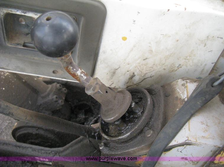 image for item H6470 1987 Link-Belt LS4300C Series II excavator