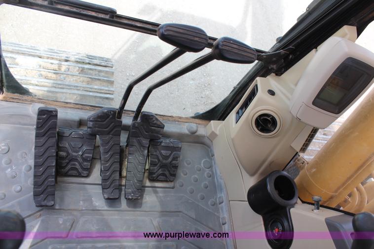 image for item H6754 2006 Caterpillar 315C L excavator