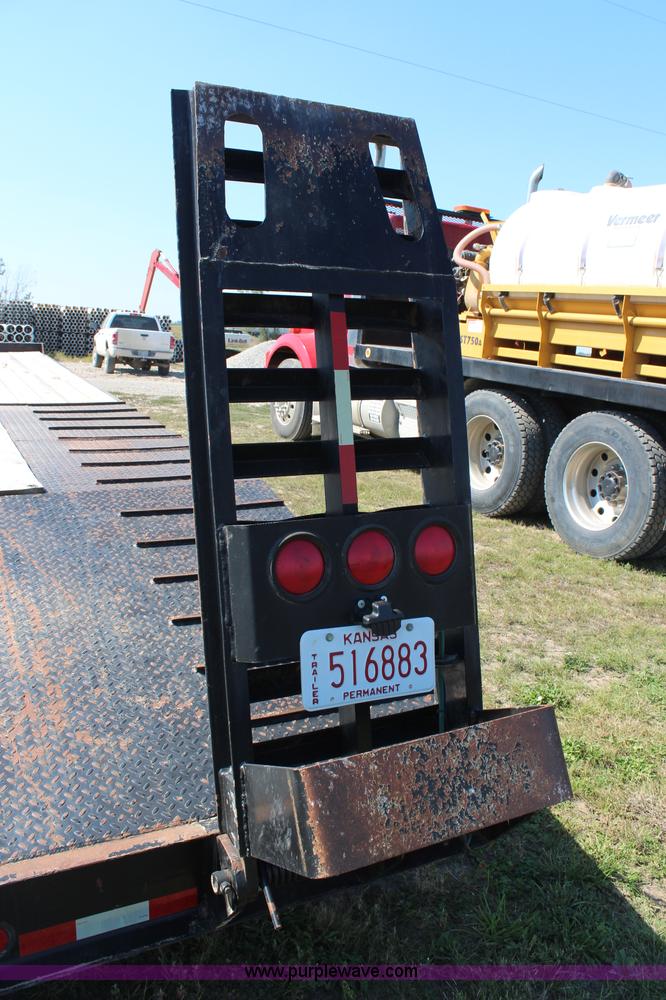 image for item H6758 2006 Pitts trailer