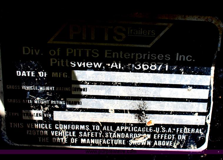 image for item H6758 2006 Pitts trailer