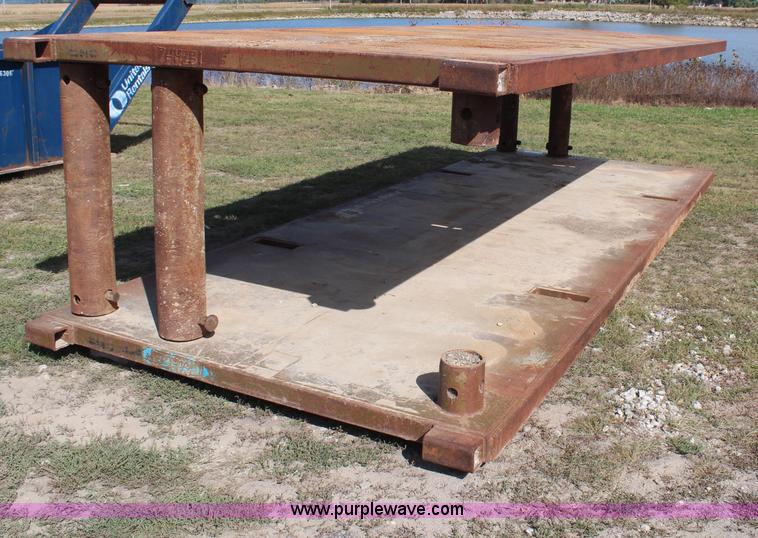 image for item H6761 8' x 20" trench box