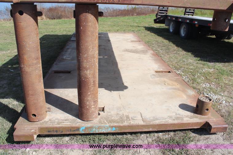 image for item H6761 8' x 20" trench box