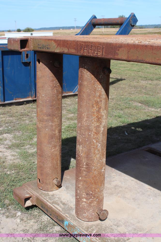 image for item H6761 8' x 20" trench box