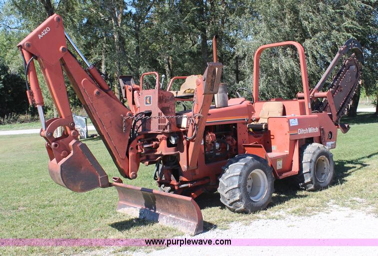 image for item H6783 1993 Ditch Witch 5110DD trencher