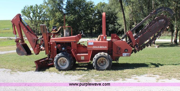 image for item H6783 1993 Ditch Witch 5110DD trencher