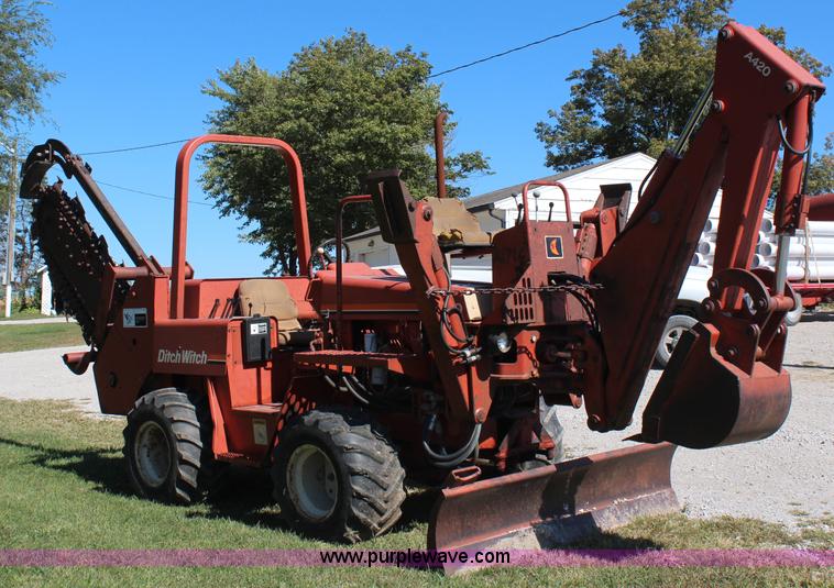 image for item H6783 1993 Ditch Witch 5110DD trencher