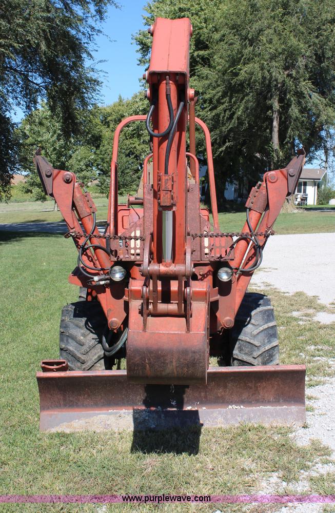 image for item H6783 1993 Ditch Witch 5110DD trencher