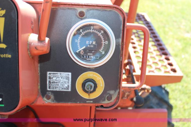 image for item H6783 1993 Ditch Witch 5110DD trencher