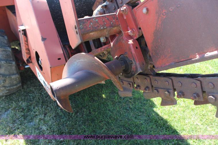 image for item H6783 1993 Ditch Witch 5110DD trencher