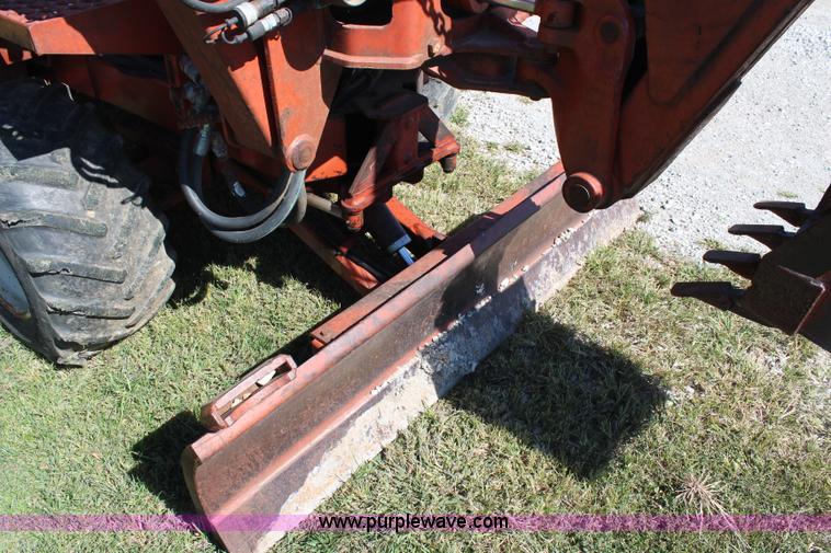 image for item H6783 1993 Ditch Witch 5110DD trencher