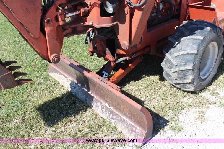 image for item H6783 1993 Ditch Witch 5110DD trencher