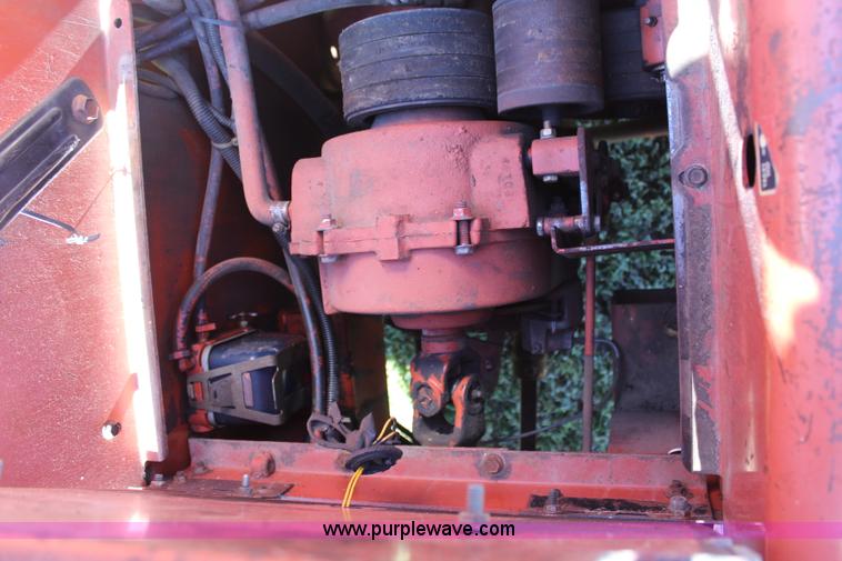 image for item H6783 1993 Ditch Witch 5110DD trencher