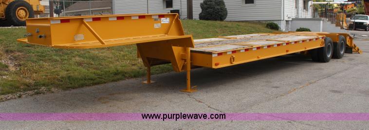 image for item H6852 1975 Fruehauf C25L-J2 lowboy trailer