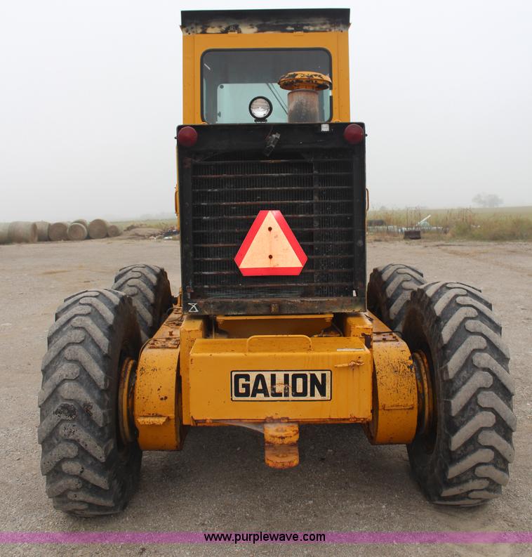 image for item H6912 Galion T500M motor grader