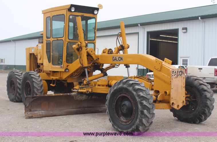 image for item H6912 Galion T500M motor grader