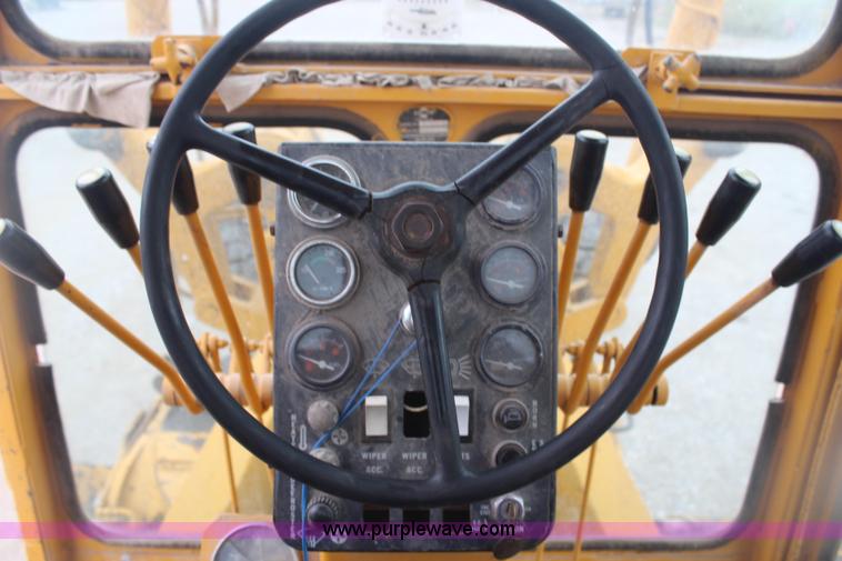 image for item H6912 Galion T500M motor grader