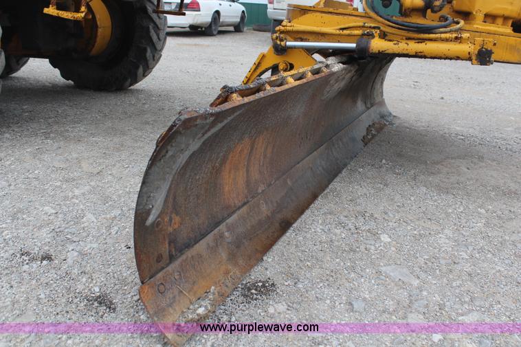 image for item H6912 Galion T500M motor grader