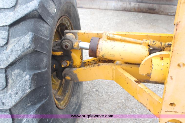 image for item H6912 Galion T500M motor grader