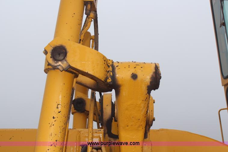 image for item H6912 Galion T500M motor grader