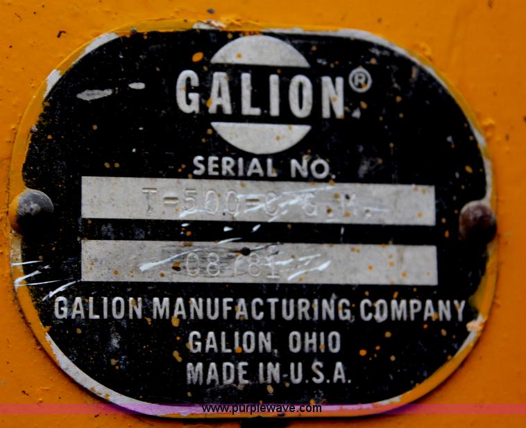 image for item H6912 Galion T500M motor grader