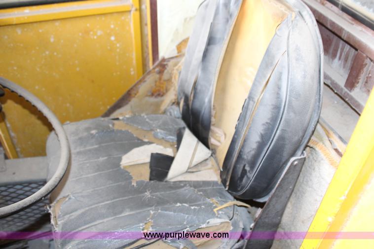 image for item H6973 BLH 50 loader