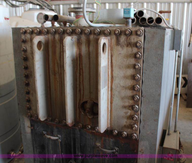 image for item H6985 1994 Ajax boiler and holding tank