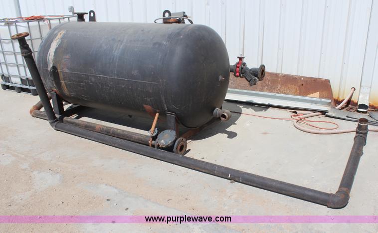 image for item H6985 1994 Ajax boiler and holding tank