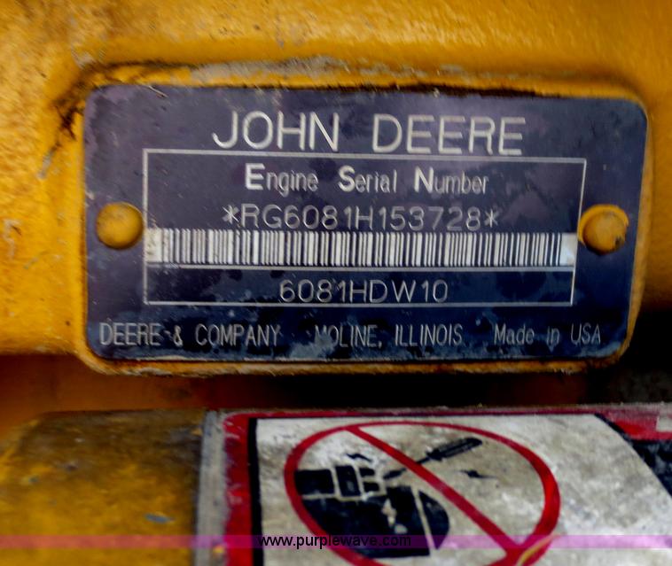 image for item H9851 2002 John Deere 770CH Series II motor grader