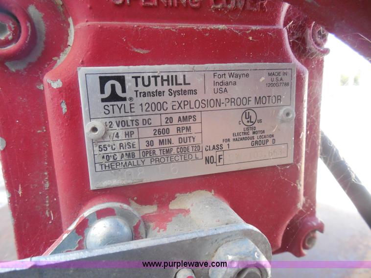 image for item I1414 1,000 gallon steel fuel tank