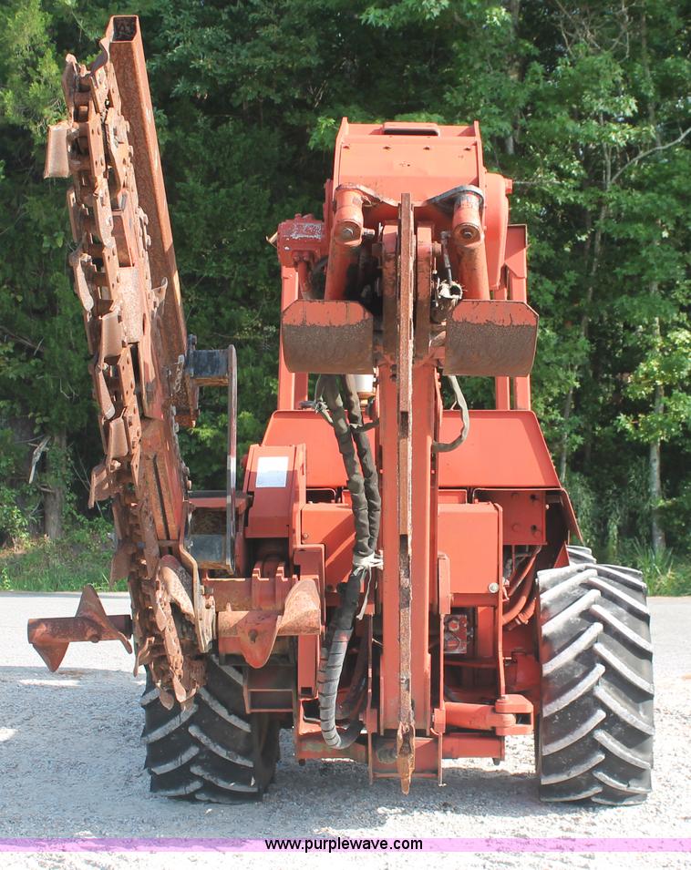 image for item I7933 1997 Ditch Witch 7610DD trencher cable plow