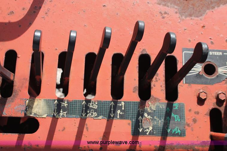 image for item I7933 1997 Ditch Witch 7610DD trencher cable plow