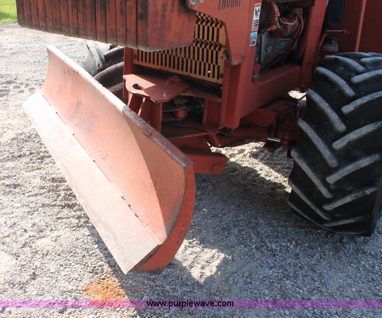 image for item I7933 1997 Ditch Witch 7610DD trencher cable plow